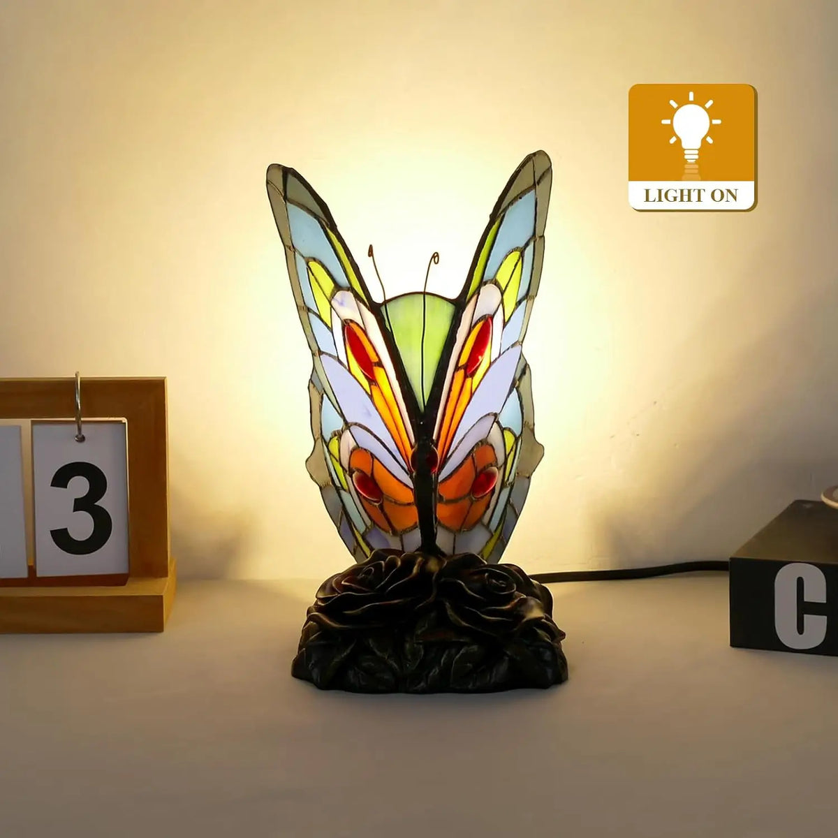 Beautiful Butterfly Lamp Style Stained Glass Table Lamp